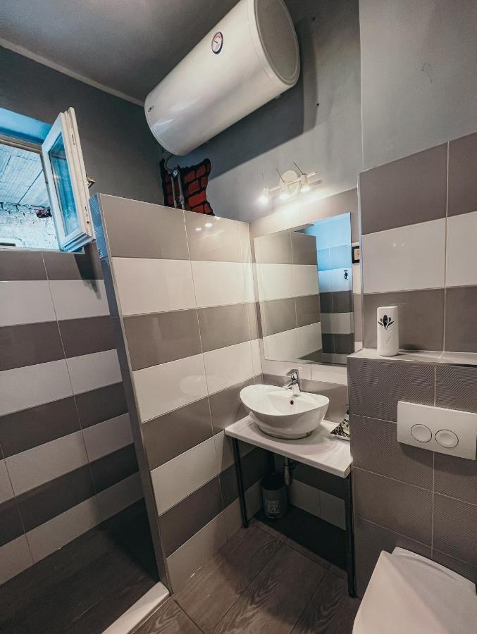 White Owl Hostel Belgrade Exterior photo